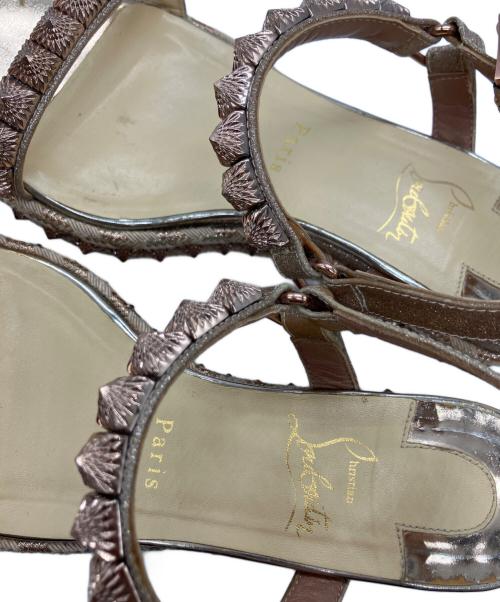 Christian Louboutin（クリスチャン・ルブタン）Christian Louboutin (クリスチャン・ルブタン) サンダル ピンク×ゴールド サイズ:SIZE 37の古着・服飾アイテム