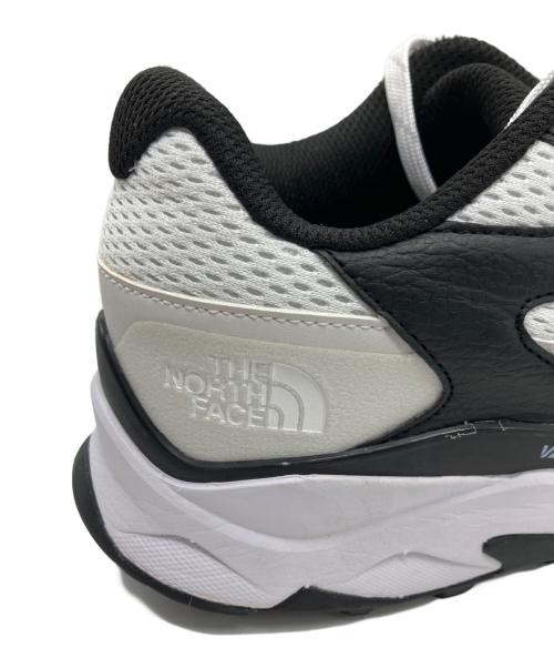 THE NORTH FACE（ザ ノース フェイス）THE NORTH FACE (ザ ノース フェイス) THE NORTH FACE M VECTIV TARAVAL ブラック×ホワイト サイズ:28の古着・服飾アイテム