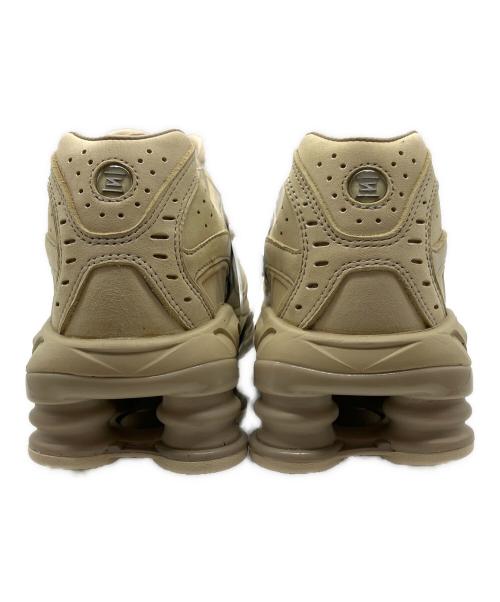 NIKE（ナイキ）NIKE (ナイキ) ローカットスニーカー シルバー×ベージュ サイズ:SIZE 26.5cm 未使用品の古着・服飾アイテム