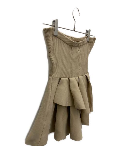 polaura（ポロ―ラ）polaura (ポロ―ラ) ノースリーブカットソー ベージュ サイズ:Freeの古着・服飾アイテム