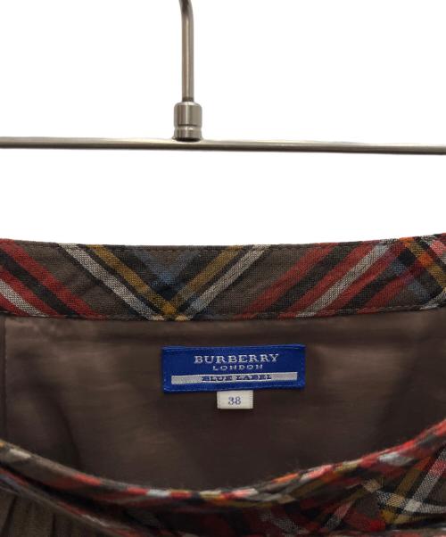 BURBERRY BLUE LABEL（バーバリー ブルー レーベル）BURBERRY BLUE LABEL (バーバリー ブルー レーベル) ミニスカート ブラウン サイズ:38の古着・服飾アイテム