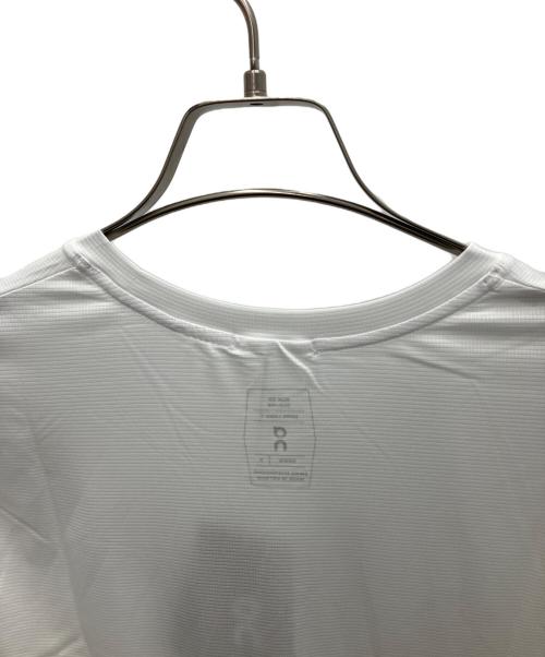 on（オン）On (オン) 長袖カットソー ホワイト サイズ:S 未使用品の古着・服飾アイテム