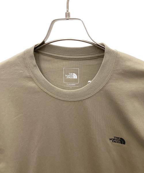 THE NORTH FACE（ザ ノース フェイス）THE NORTH FACE (ザ ノース フェイス) 長袖カットソー ベージュ サイズ:L 未使用品の古着・服飾アイテム