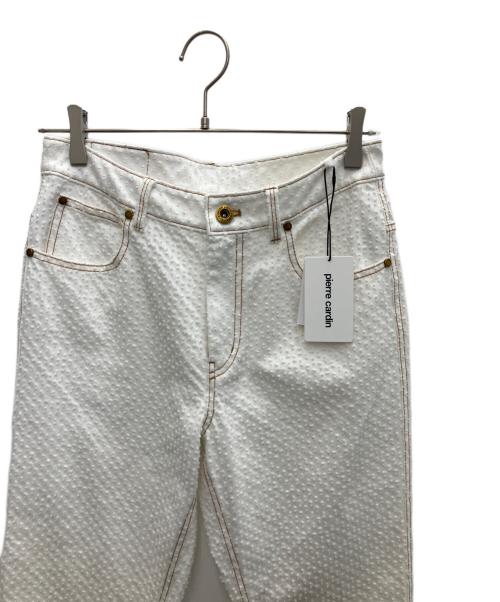 pierre cardin（ピエール・カルダン）pierre cardin (ピエール・カルダン) デニムパンツ ホワイト サイズ:38 未使用品の古着・服飾アイテム