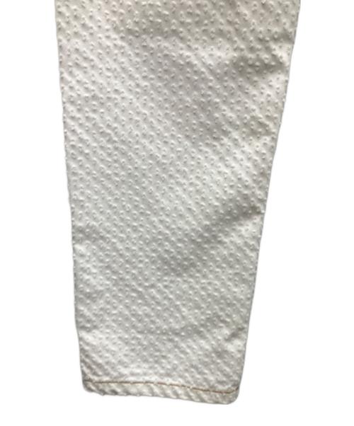 pierre cardin（ピエール・カルダン）pierre cardin (ピエール・カルダン) デニムパンツ ホワイト サイズ:38 未使用品の古着・服飾アイテム