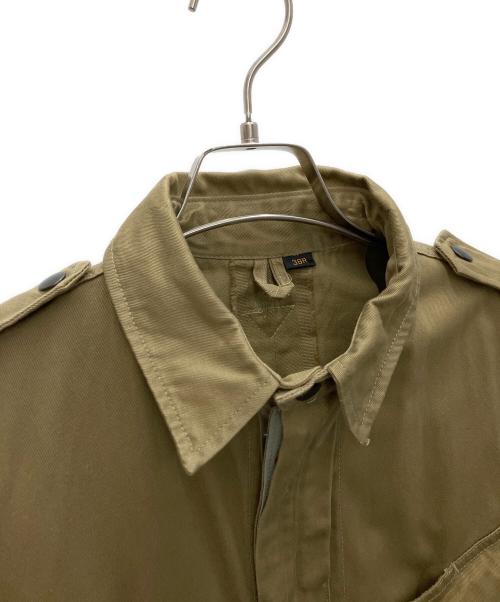 -（-）- (-) パラトルーパー ジャケット ベージュ サイズ:38Rの古着・服飾アイテム