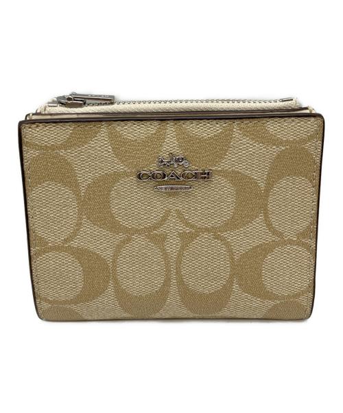 COACH（コーチ）COACH (コーチ) 2つ折り財布 ベージュの古着・服飾アイテム