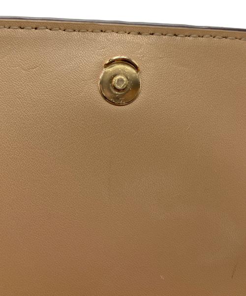 MICHAEL KORS（マイケルコース）MICHAEL KORS (マイケルコース) ショルダーバッグ ベージュの古着・服飾アイテム