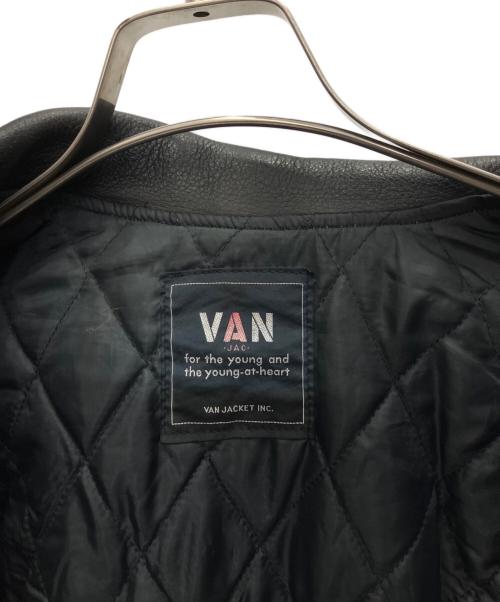 VAN（ヴァン）VAN (ヴァン) スタジャン ブラック サイズ:Freeの古着・服飾アイテム