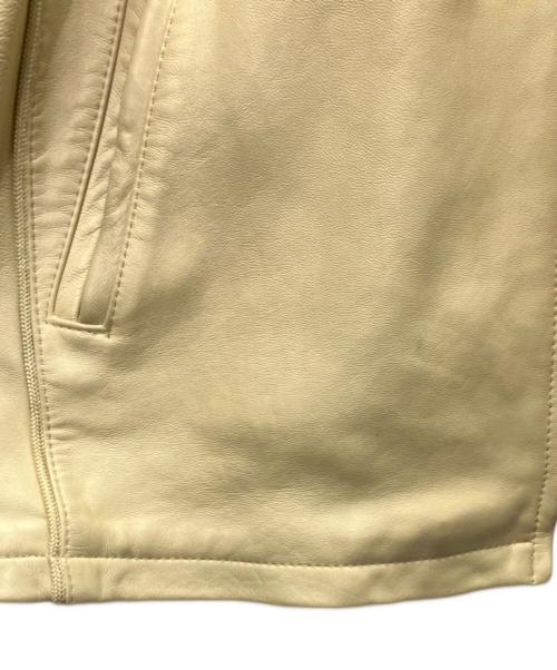 AVIREX VARSITY（アヴィレックスバーシティ）AVIREX VARSITY (アヴィレックスバーシティ) ラムレザージャケット ベージュ サイズ:2XLの古着・服飾アイテム