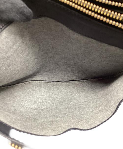 CELINE（セリーヌ）CELINE (セリーヌ) CELINE トリオスモール ショルダーバッグ ブラック×ゴールドの古着・服飾アイテム