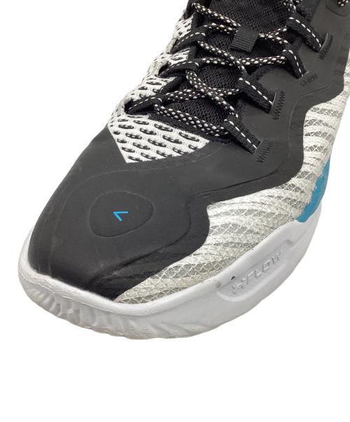 UNDER ARMOUR（アンダーアーマー）UNDER ARMOUR (アンダーアーマー) UNDER ARMOUR スニーカー ブラック×ホワイト サイズ:29cmの古着・服飾アイテム