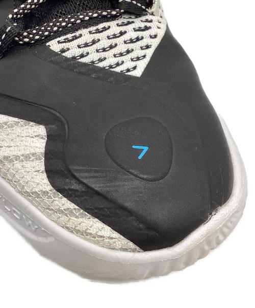 UNDER ARMOUR（アンダーアーマー）UNDER ARMOUR (アンダーアーマー) UNDER ARMOUR スニーカー ブラック×ホワイト サイズ:29cmの古着・服飾アイテム