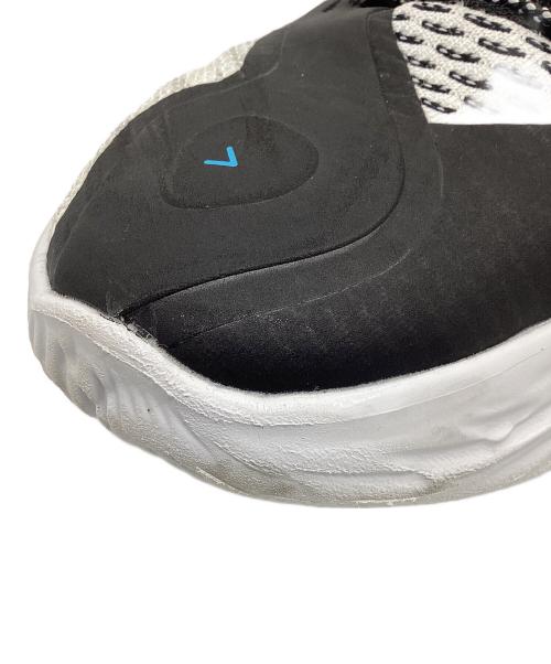 UNDER ARMOUR（アンダーアーマー）UNDER ARMOUR (アンダーアーマー) UNDER ARMOUR スニーカー ブラック×ホワイト サイズ:29cmの古着・服飾アイテム