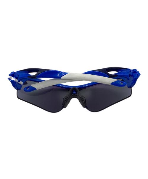 OAKLEY（オークリー）OAKLEY (オークリー) RADARLOCK　レーダーロックパス中日ドラゴンズ ブルー×ホワイトの古着・服飾アイテム