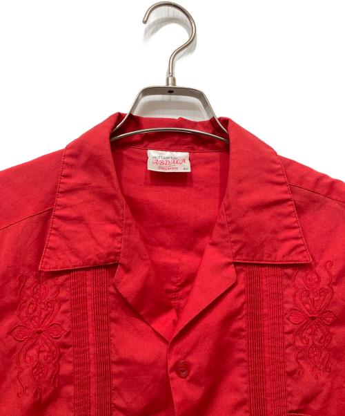 GUAYABERAS abdala（グアヤベラス アブダラ）GUAYABERAS abdala (グアヤベラス アブダラ) 半袖シャツ レッド サイズ:40の古着・服飾アイテム
