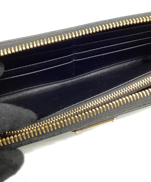 PRADA（プラダ）PRADA (プラダ) ジップアラウンド長財布 トライアングル ブラックの古着・服飾アイテム