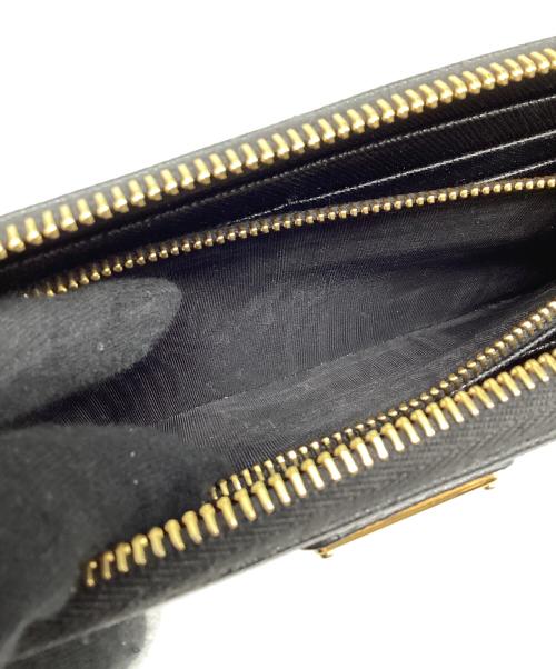 PRADA（プラダ）PRADA (プラダ) ジップアラウンド長財布 トライアングル ブラックの古着・服飾アイテム