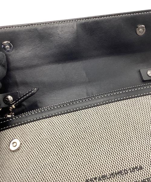 BURBERRY（バーバリー）BURBERRY (バーバリー) ショルダーバッグ ホースフェリー ブラック×カーキの古着・服飾アイテム