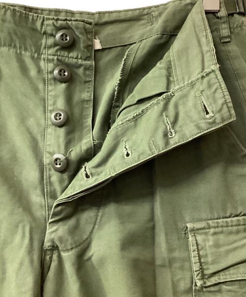 -（-）- (-) ミリタリーカーゴパンツ カーキ サイズ:27-31の古着・服飾アイテム