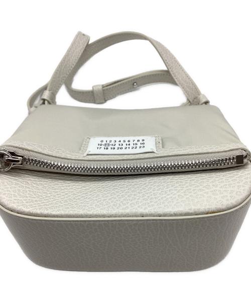 Maison Margiela（メゾンマルジェラ）Maison Margiela (メゾンマルジェラ) Maison Margiela ショルダーバッグ ベージュの古着・服飾アイテム