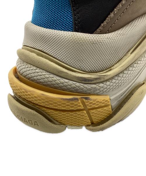 BALENCIAGA（バレンシアガ）BALENCIAGA (バレンシアガ) BALENCIAGA Triple S グレー×ブラック×レッド×ブルー サイズ:28.5㎝の古着・服飾アイテム