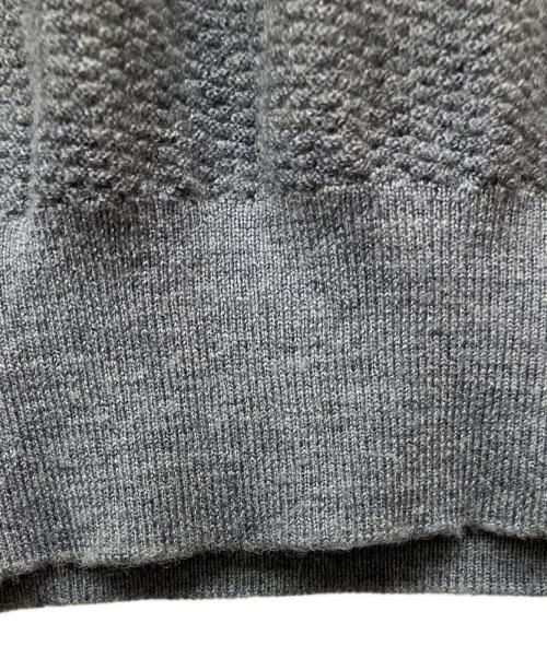 BLACK LABEL CRESTBRIDGE（ブラックレーベル クレストブリッジ）BLACK LABEL CRESTBRIDGE (ブラックレーベル クレストブリッジ) 薄手ニット グレー サイズ:Mの古着・服飾アイテム