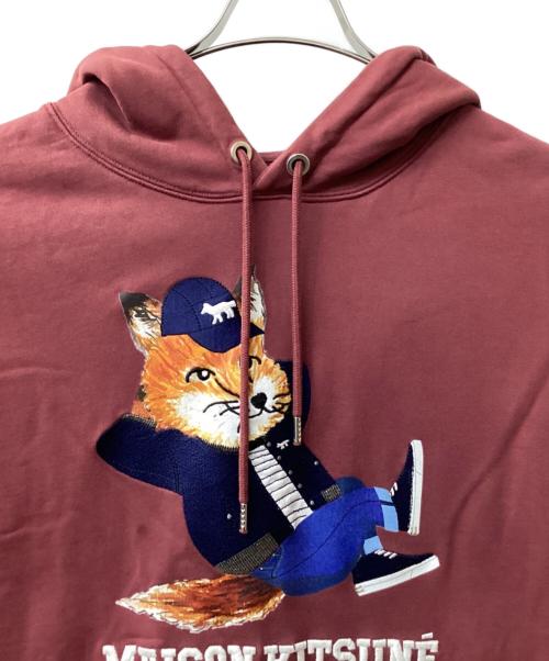 maison kitsune（メゾンキツネ）maison kitsune (メゾンキツネ) DRESSED FOX PRINT RELAXED HOODIE ワインレッド サイズ:Freeの古着・服飾アイテム