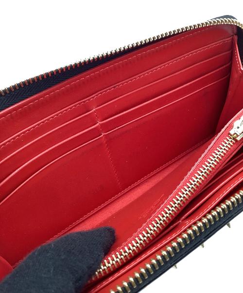 Christian Louboutin（クリスチャン・ルブタン）Christian Louboutin (クリスチャン・ルブタン) PANETTONE SPIKE ラウンドファスナー長財布 ブラック×ゴールドの古着・服飾アイテム