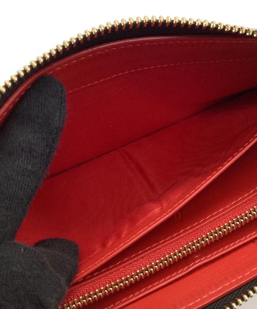 Christian Louboutin（クリスチャン・ルブタン）Christian Louboutin (クリスチャン・ルブタン) PANETTONE SPIKE ラウンドファスナー長財布 ブラック×ゴールドの古着・服飾アイテム