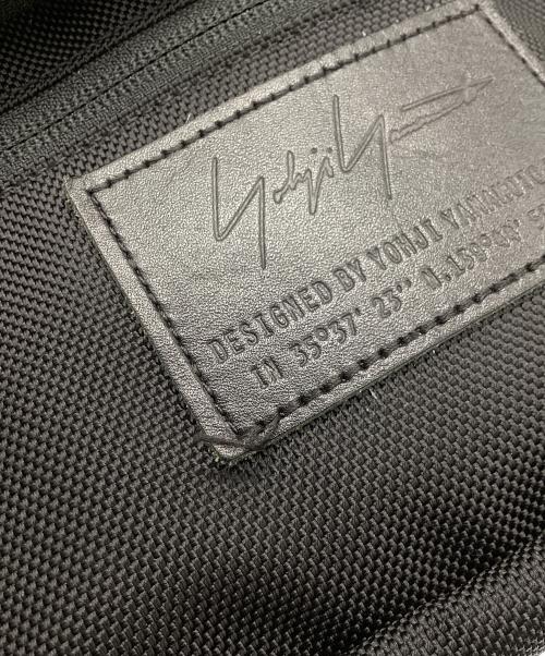 YOHJI YAMAMOTO（ヨウジヤマモト）YOHJI YAMAMOTO (ヨウジヤマモト) New Era (ニューエラ) ボディバッグ ブラックの古着・服飾アイテム