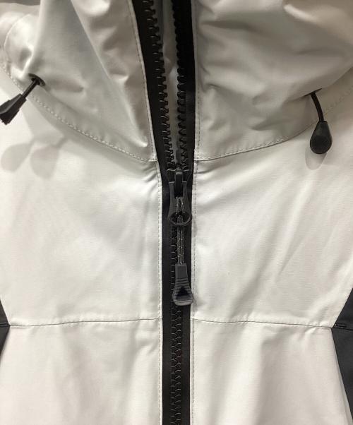 THE NORTH FACE（ザ ノース フェイス）THE NORTH FACE (ザ ノース フェイス) スノーバードトリクライメイトジャケット ブラック×グレー サイズ:XL 未使用品の古着・服飾アイテム