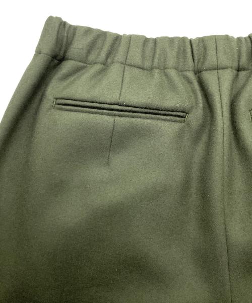 AURALEE（オーラリー）AURALEE (オーラリー) イージースラックス ダークグリーン サイズ:4の古着・服飾アイテム