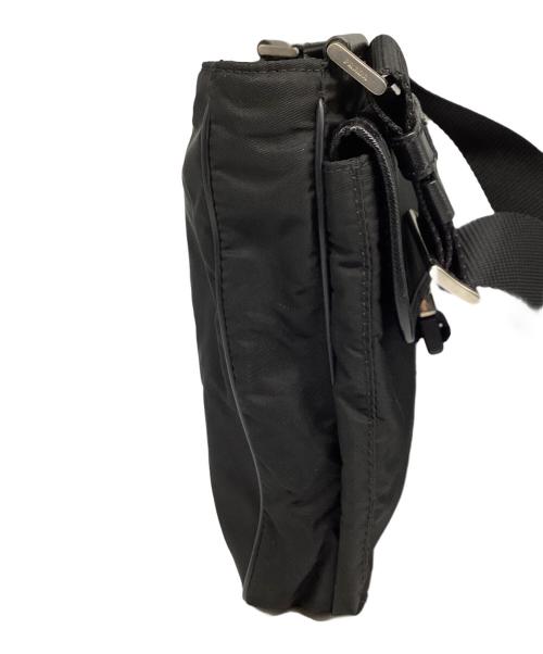 PRADA（プラダ）PRADA (プラダ) ナイロンショルダーバッグ ブラックの古着・服飾アイテム