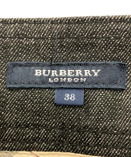 BURBERRY LONDON（バーバリーロンドン）BURBERRY LONDON (バーバリーロンドン) デニムスカート インディゴ サイズ:38の古着・服飾アイテム