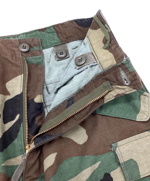 不明（フメイ）不明 (フメイ) ミリタリーパンツ 迷彩 寒冷地用野戦トラウザーズ グリーン サイズ:XS-Mの古着・服飾アイテム