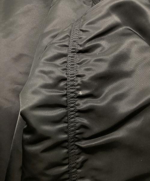 ALPHA INDUSTRIES（アルファインダストリーズ）ALPHA INDUSTRIES (アルファインダストリーズ) リバーシブルジャケット ブラック×オレンジ サイズ:Мの古着・服飾アイテム