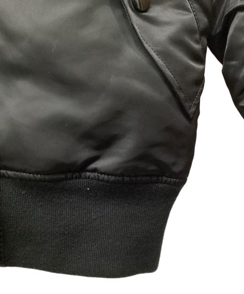 ALPHA INDUSTRIES（アルファインダストリーズ）ALPHA INDUSTRIES (アルファインダストリーズ) リバーシブルジャケット ブラック×オレンジ サイズ:Мの古着・服飾アイテム