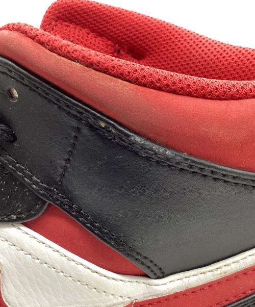 NIKE（ナイキ）NIKE (ナイキ) AIR JORDAN 1 MID ブラック×レッド サイズ:27.5cmの古着・服飾アイテム