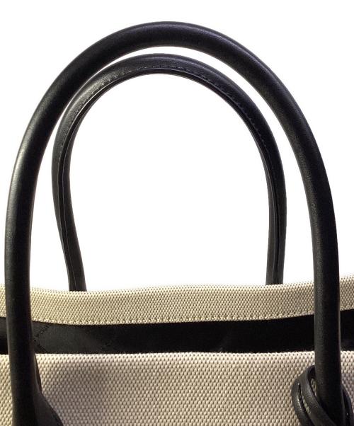 MICHAEL KORS（マイケル・コース）MICHAEL KORS (マイケル・コース) トートバッグ アイボリー×ブラックの古着・服飾アイテム