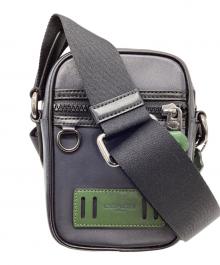 COACH（コーチ）の古着「ミニショルダーバッグ」｜ブラック