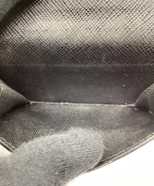 PRADA（プラダ）PRADA (プラダ) 3つ折り財布 サフィアーノ ブラックの古着・服飾アイテム