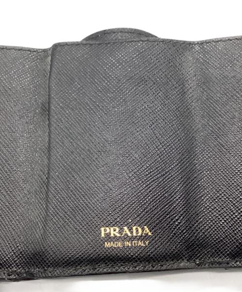 PRADA（プラダ）PRADA (プラダ) 3つ折り財布 サフィアーノ ブラックの古着・服飾アイテム