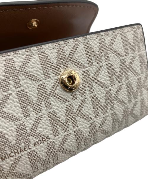 MICHAEL KORS（マイケルコース）MICHAEL KORS (マイケルコース) コンパクトウォレット ベージュの古着・服飾アイテム
