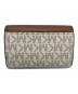 MICHAEL KORS (マイケルコース) コンパクトウォレット ベージュ：6000円