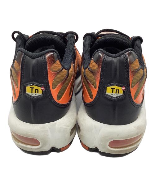 NIKE（ナイキ）NIKE (ナイキ) NIKE AIR MAX PLUS SAFETY ORANGE(ナイキ エア マックス プラス) オレンジ×ブラック サイズ:27㎝の古着・服飾アイテム