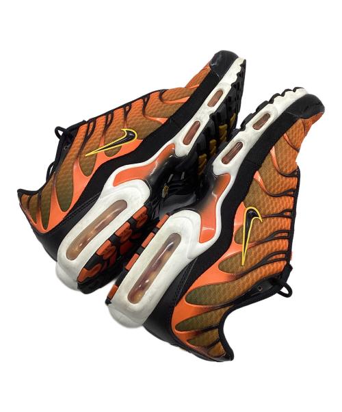 NIKE（ナイキ）NIKE (ナイキ) NIKE AIR MAX PLUS SAFETY ORANGE(ナイキ エア マックス プラス) オレンジ×ブラック サイズ:27㎝の古着・服飾アイテム