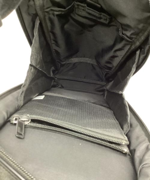 PORTER（ポーター）PORTER (ポーター) HYBRID SLING SHOULDER BAG(ハイブリッド スリング ショルダーバッグ) ブラックの古着・服飾アイテム