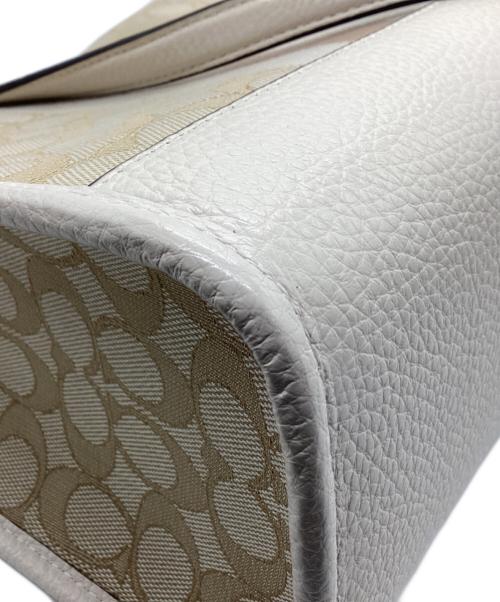 COACH（コーチ）COACH (コーチ) デンプシートート22 シグネチャー ジャカード・ストライプ アンド コーチ パッチ ベージュの古着・服飾アイテム