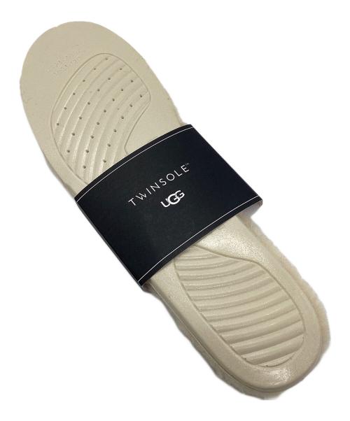 UGG（アグ）UGG (アグ) ローファー M ASCOT LUG ベージュ サイズ:30の古着・服飾アイテム